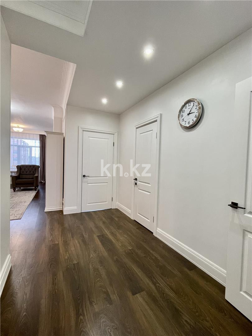 Продажа 7-комнатной квартиры, 178 м², мкр-н Гульдер-1 в Караганде - фото 31