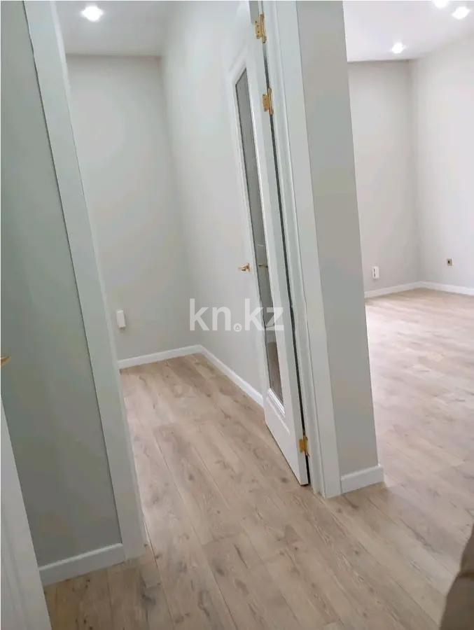 Продажа 1-комнатной квартиры, 36 м², ул. Е-15, дом  13/1 в Астане - фото 4
