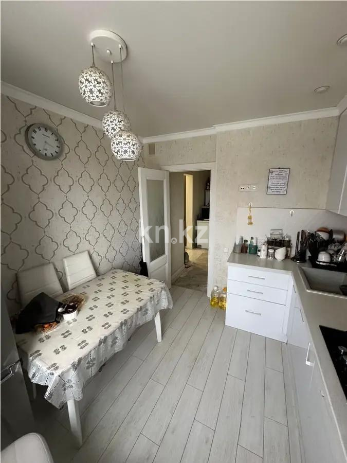 Продажа 4-комнатной квартиры, 78 м², ул. Гапеева, дом  33 в Караганде - фото 5