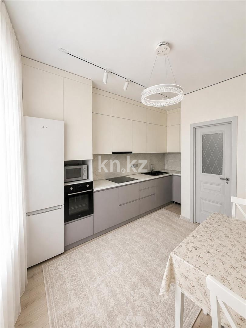 Продажа 3-комнатной квартиры, 75 м² в Караганде