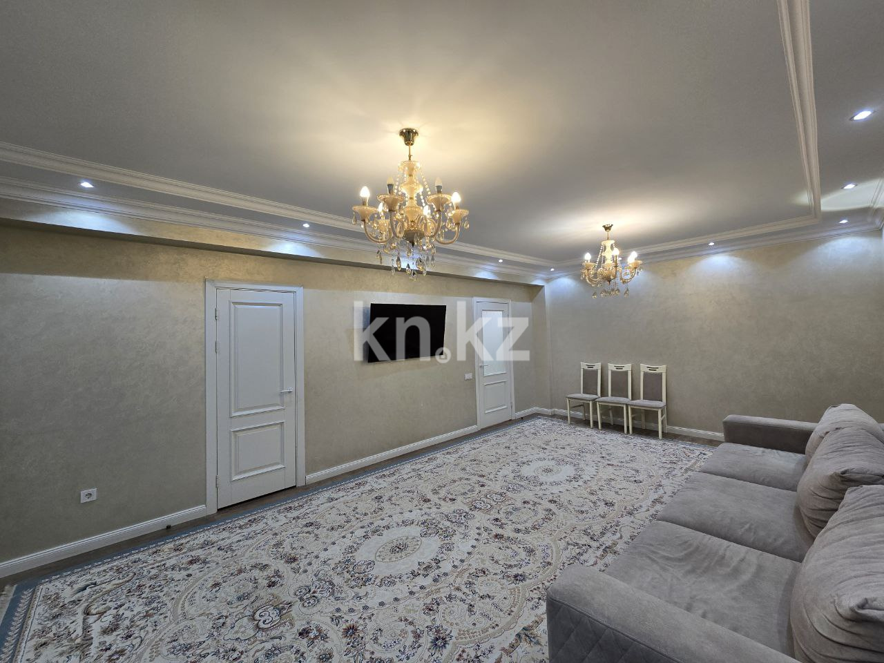 Продажа 3-комнатной квартиры, 134.7 м² в Алматы - фото 3