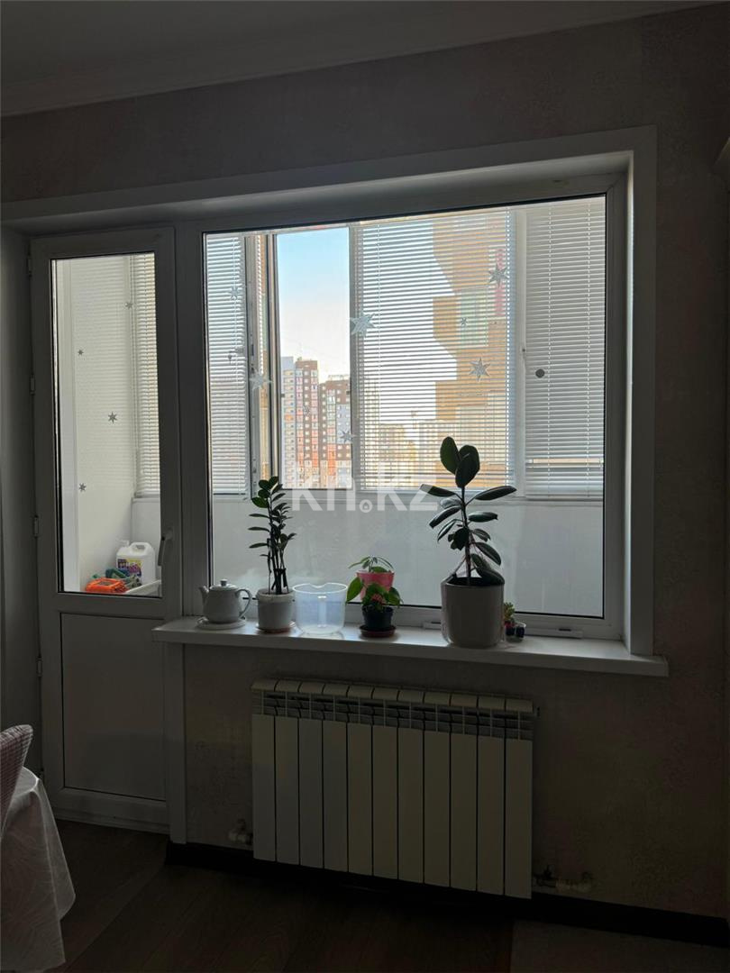 Продажа 3-комнатной квартиры, 90 м², пр. Шахтеров, дом  60 в Караганде - фото 14