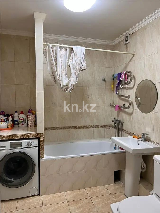 Продажа 2-комнатной квартиры, 50 м², 2 мкр., дом  40г в Алматы - фото 4