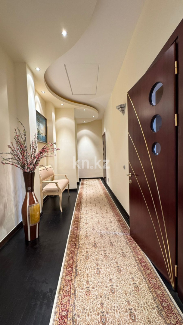 Продажа 4-комнатного дома, 360 м² в Алматы - фото 13