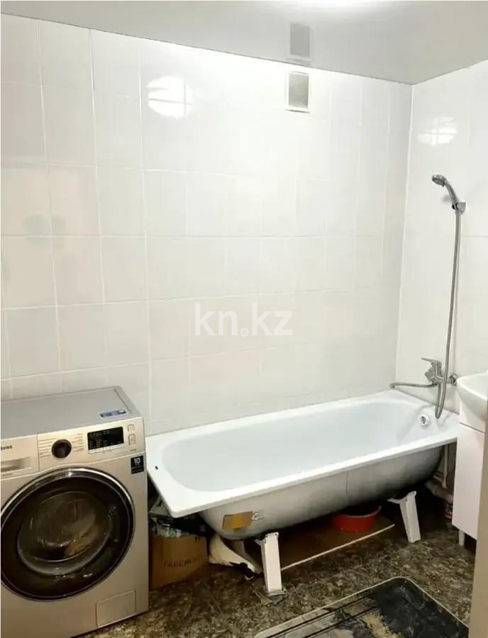 Продажа 2-комнатной квартиры, 48 м², ул. Ержанова, дом  40 в Караганде - фото 4