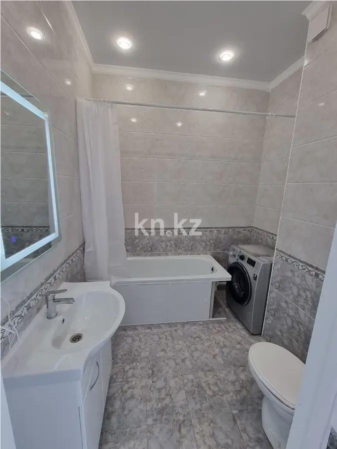 Продажа 2-комнатной квартиры, 67 м², ул. Асфендиярова, дом  8 в Астане - фото 4