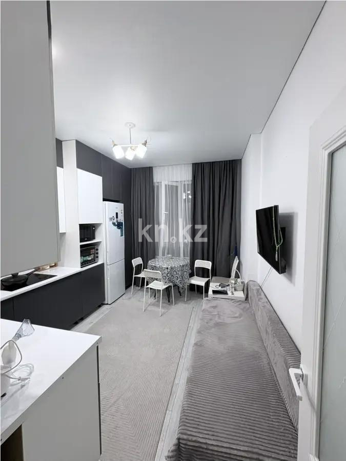 Продажа 1-комнатной квартиры, 40.8 м² в Алматы - фото 2