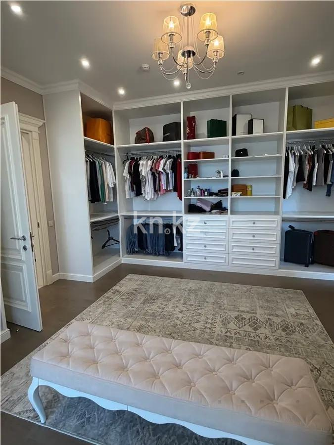 Продажа 7-комнатной квартиры, 417.8 м², ул. Розыбакиева, дом  247 в Алматы - фото 2