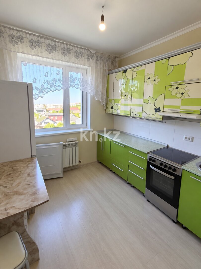 Аренда 1-комнатной квартиры, 38 м² в Астане