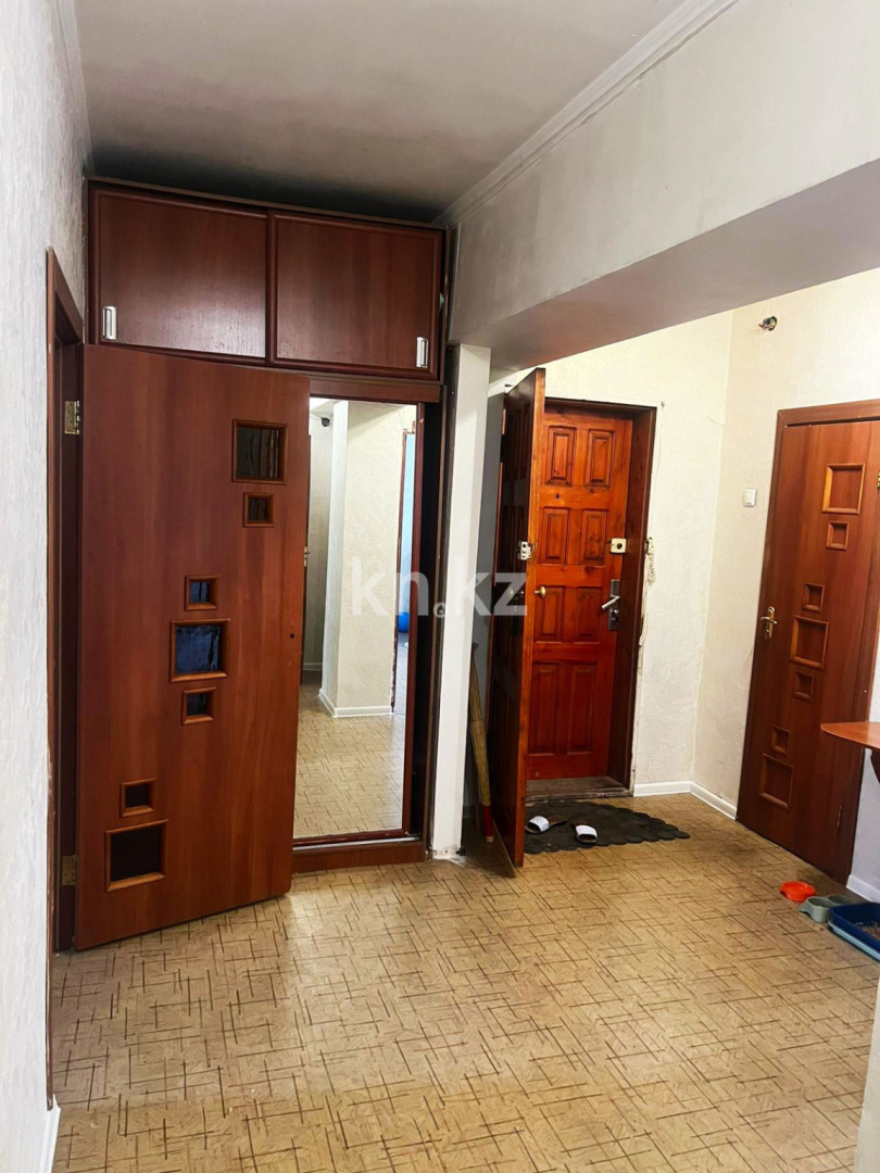 Продажа 3-комнатной квартиры, 37.7 м², ул. Бекмаханова в Алматы - фото 2