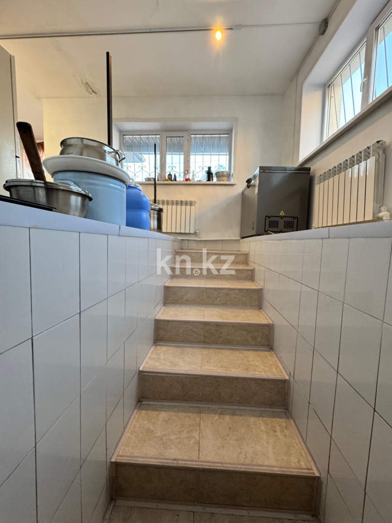 Продажа 6-комнатного дома, 343 м², ул. Карибжанова в Караганде - фото 28