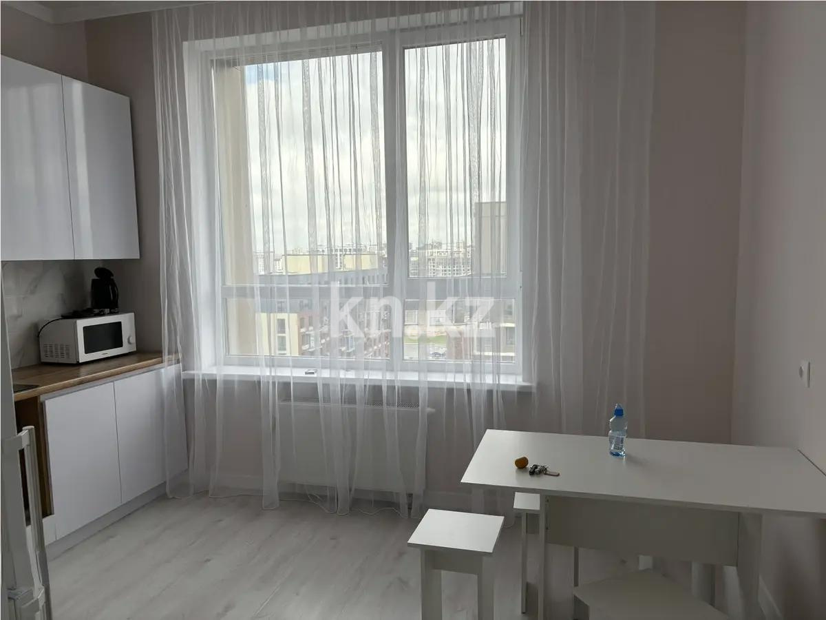 Продажа 1-комнатной квартиры, 40 м², ул. Толе би, дом  59 в Астане - фото 2