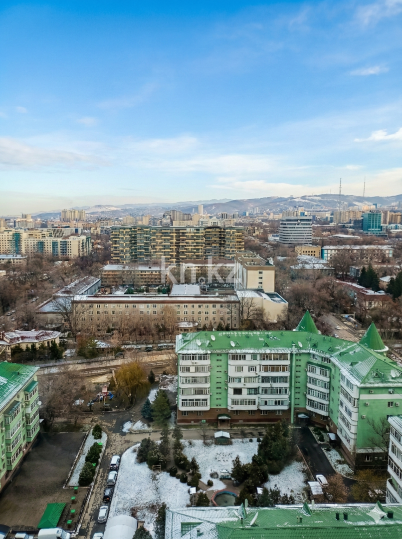 Аренда 3-комнатной квартиры, 138 м² в Алматы - фото 12