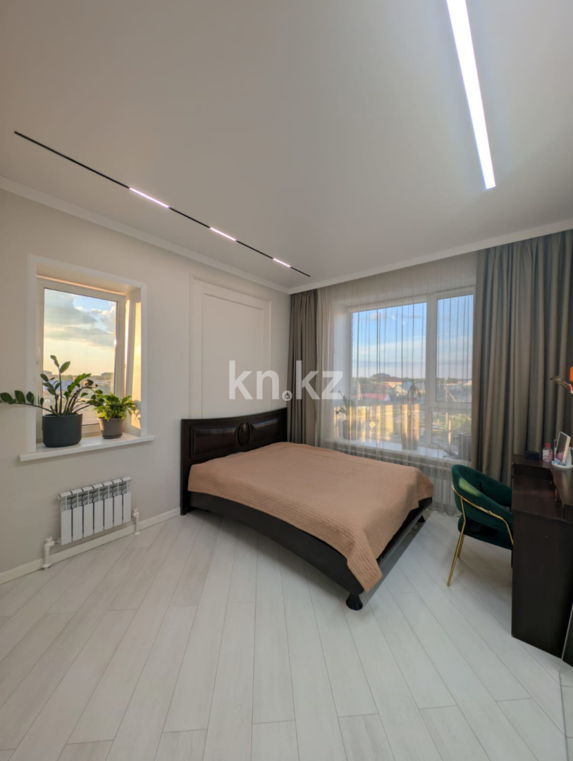 Продажа 4-комнатной квартиры, 115 м² в Уральске - фото 8