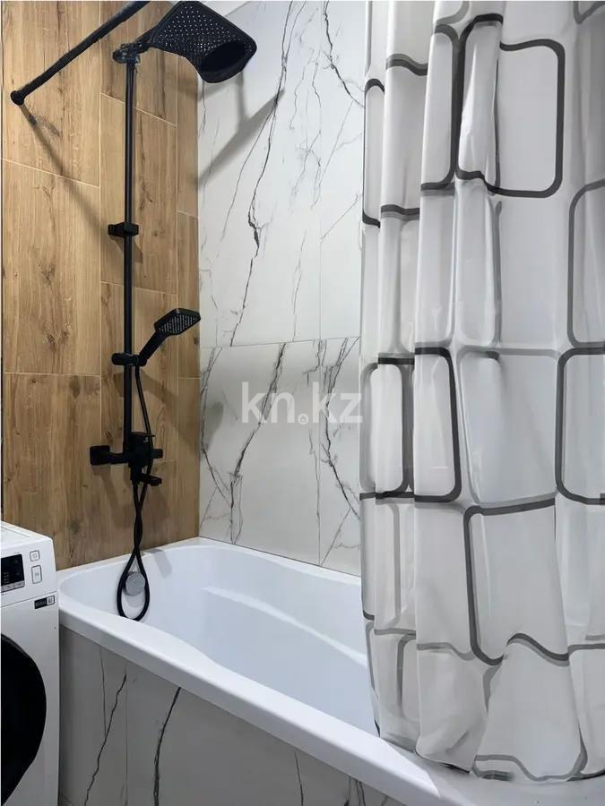 Продажа 3-комнатной квартиры, 50.7 м², пр. Рыскулова, дом  65а в Алматы - фото 5