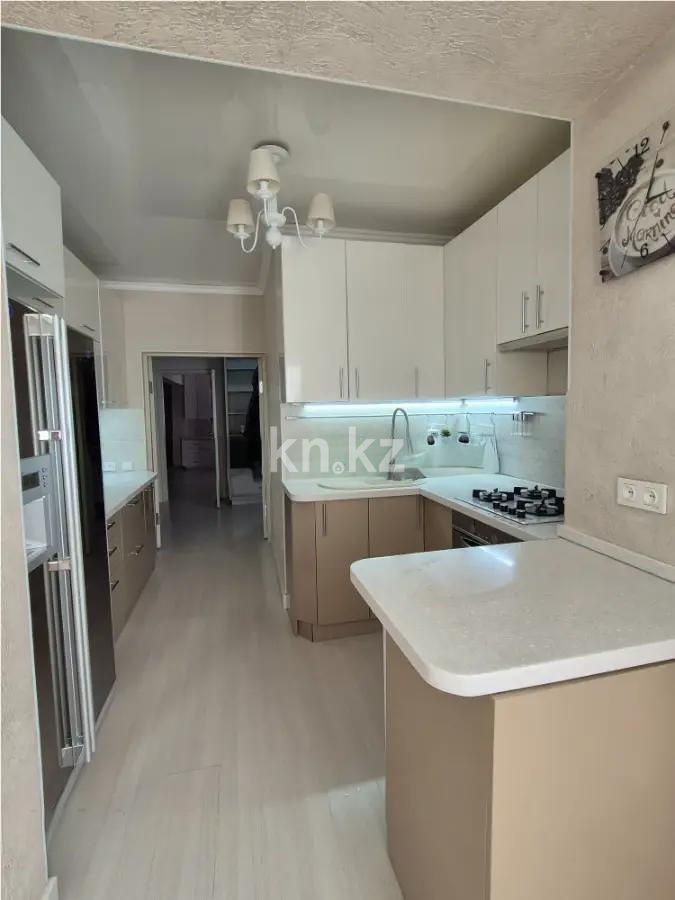 Продажа 4-комнатной квартиры, 94.8 м², пр. Достык, дом  103/40 в Алматы - фото 5