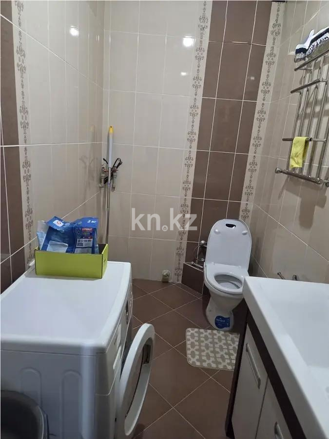 Продажа 3-комнатной квартиры, 130 м², ул. Бокейхана, дом  6 в Астане - фото 7