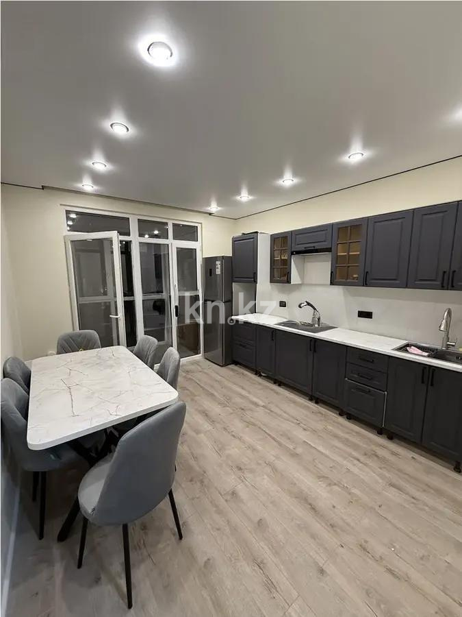 Продажа 3-комнатной квартиры, 70 м², ул. Тургута Озала, дом  194 в Алматы - фото 4