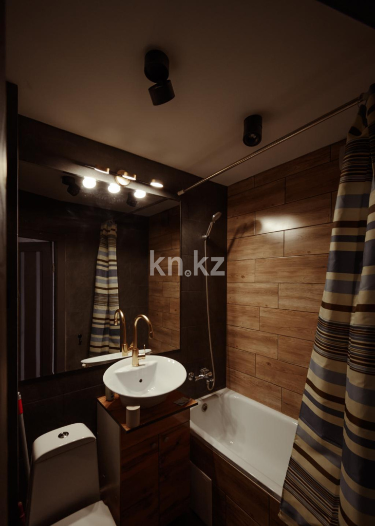 Аренда 1-комнатной квартиры посуточно, 1 м², ул. Назарбаева, дом  132 в Петропавловске - фото 14