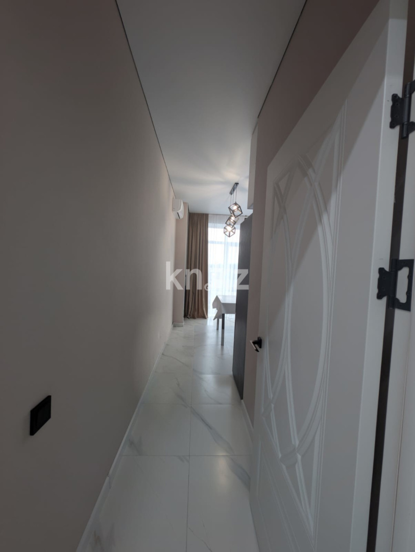 Продажа 3-комнатной квартиры, 100.2 м² в Уральске - фото 6