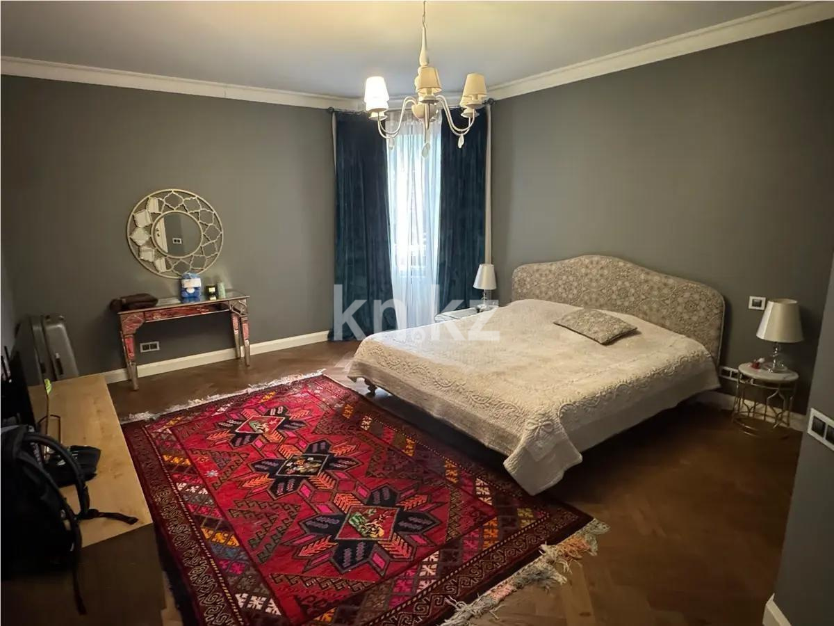 Продажа 4-комнатной квартиры, 200 м², ул. Рахмадиева, дом  12 в Алматы - фото 2
