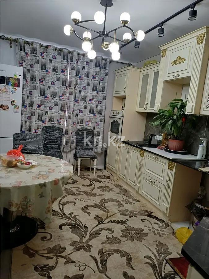 Продажа 2-комнатной квартиры, 72 м², мкр. Кайрат, дом  303 в Алматы - фото 2