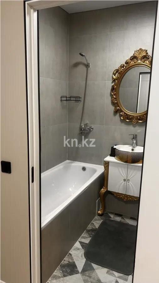 Продажа 1-комнатной квартиры, 38 м² в Алматы - фото 2