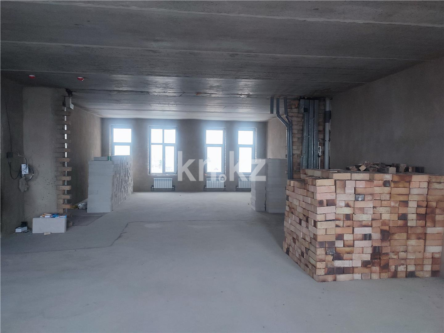 Продажа 3-комнатной квартиры, 97 м² в Караганде - фото 2