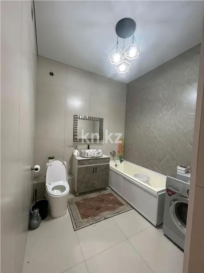 Продажа 3-комнатной квартиры, 56 м², пр. Абая, дом  164 в Алматы - фото 5