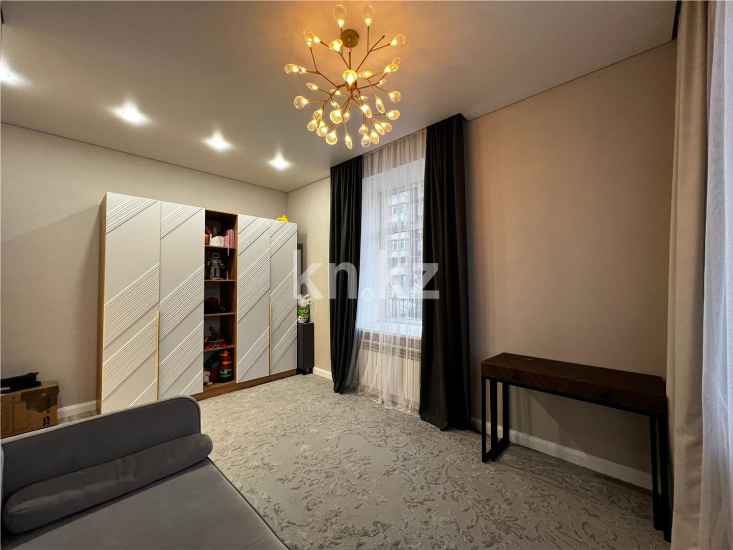 Продажа 4-комнатной квартиры, 93 м², мкр-н Степной-4 в Караганде - фото 6