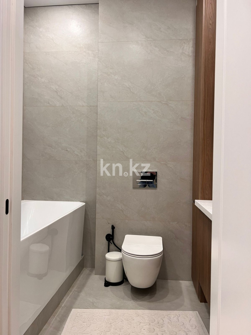 Продажа 4-комнатной квартиры, 150 м² в Алматы - фото 4