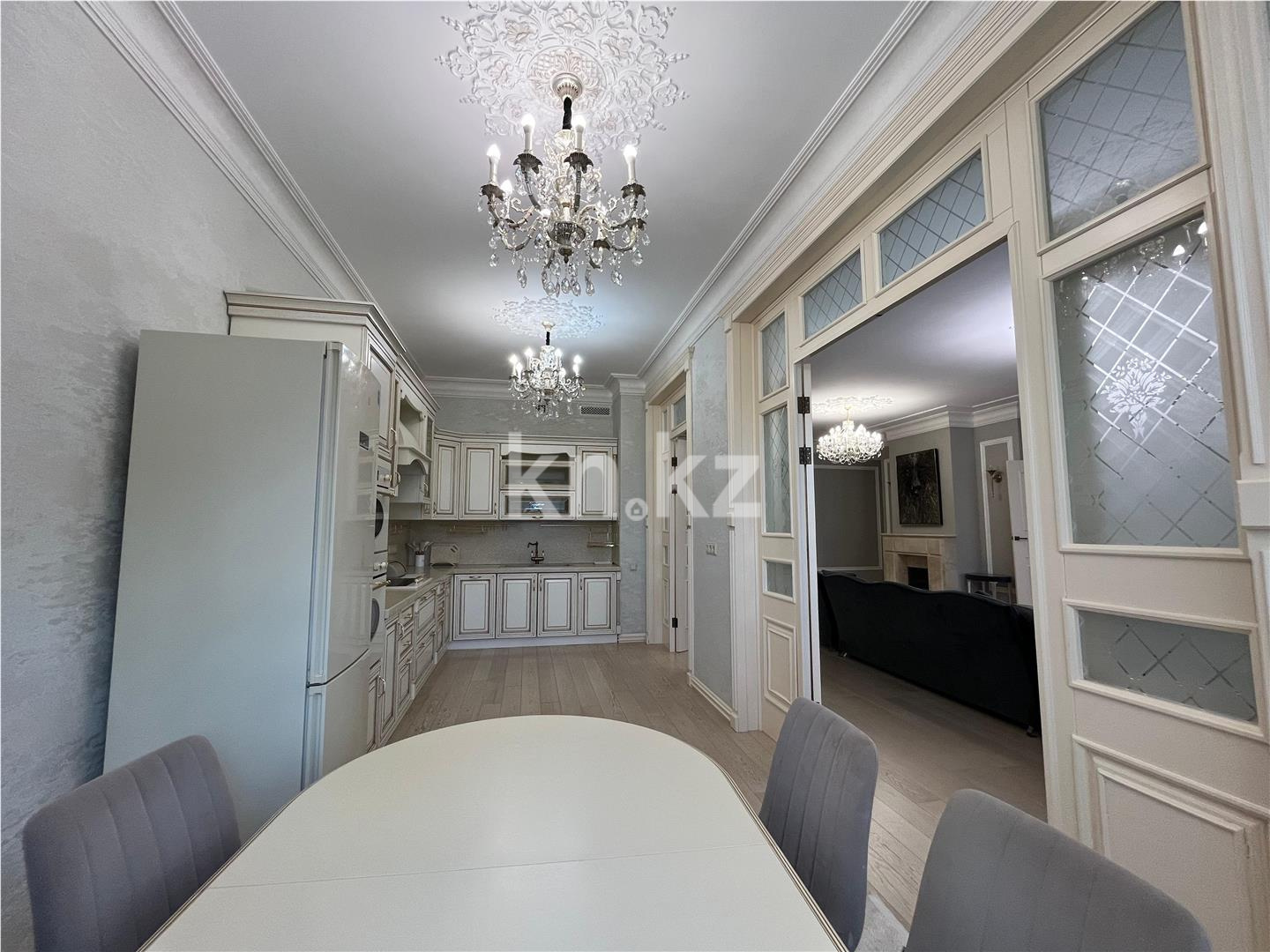 Продажа 4-комнатной квартиры, 220 м² в Астане - фото 15