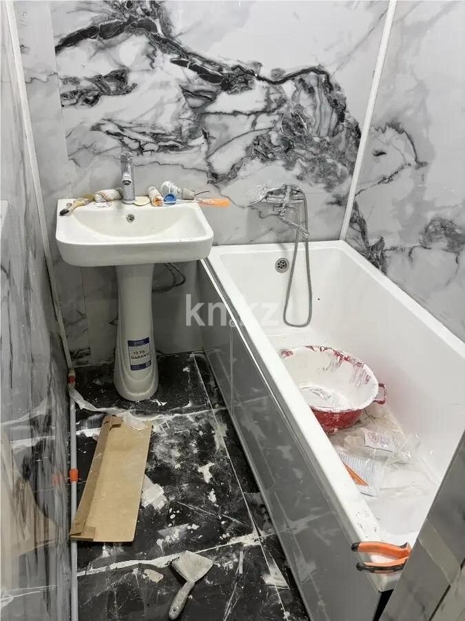 Продажа 4-комнатной квартиры, 72 м² в Астане - фото 3