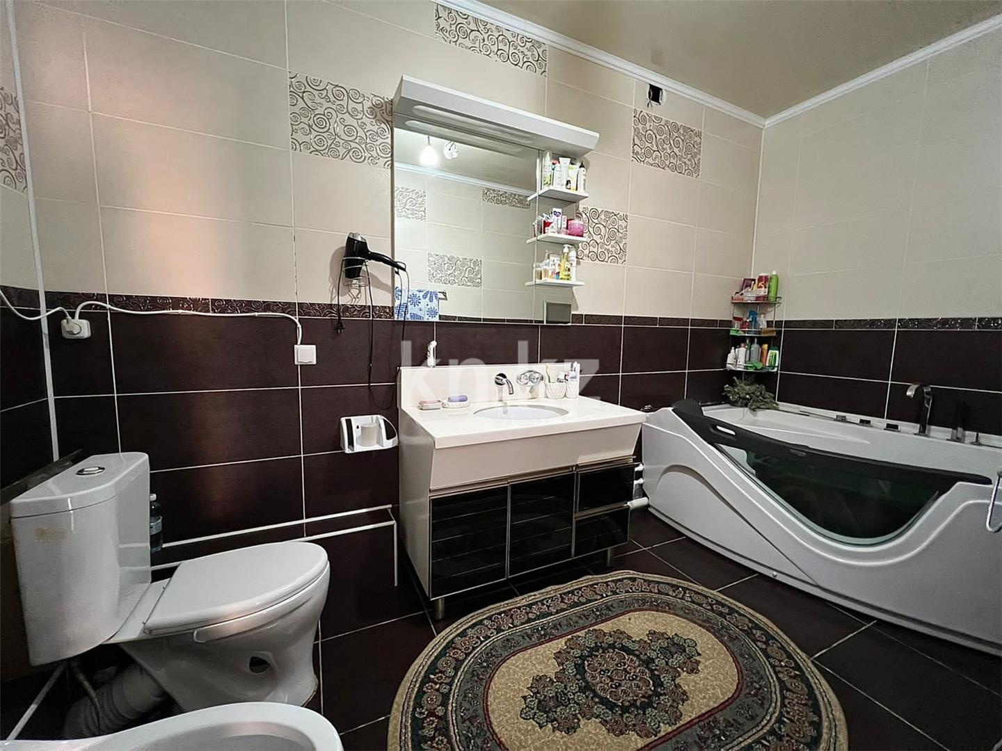 Продажа 4-комнатной квартиры, 202 м², ул. Таттимбета в Караганде - фото 16