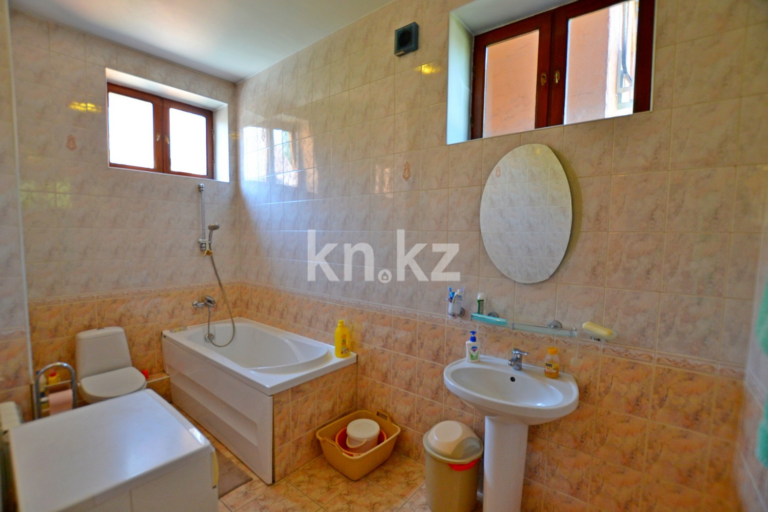 Продажа 8-комнатного дома, 260 м², ул. Шевцовой в Алматы - фото 17