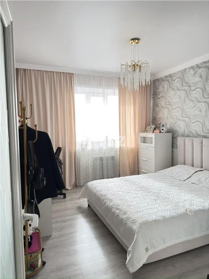 Продажа 2-комнатной квартиры, 62 м², ул. Муканова, дом  86 в Караганде - фото 2