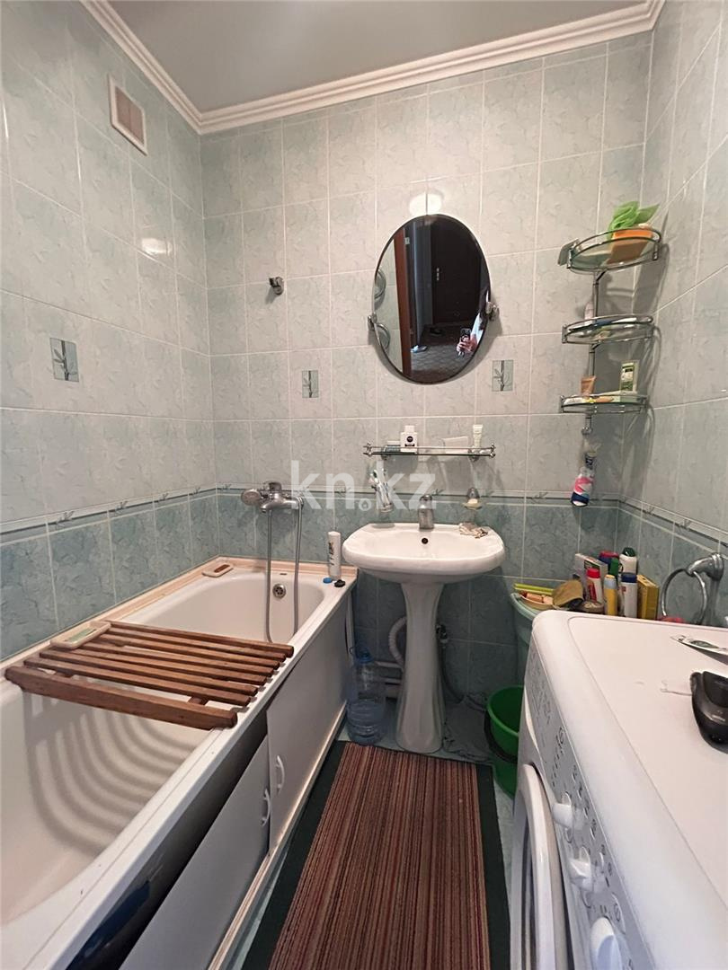 Продажа 3-комнатной квартиры, 66 м², ул. Дюсембекова в Караганде - фото 8