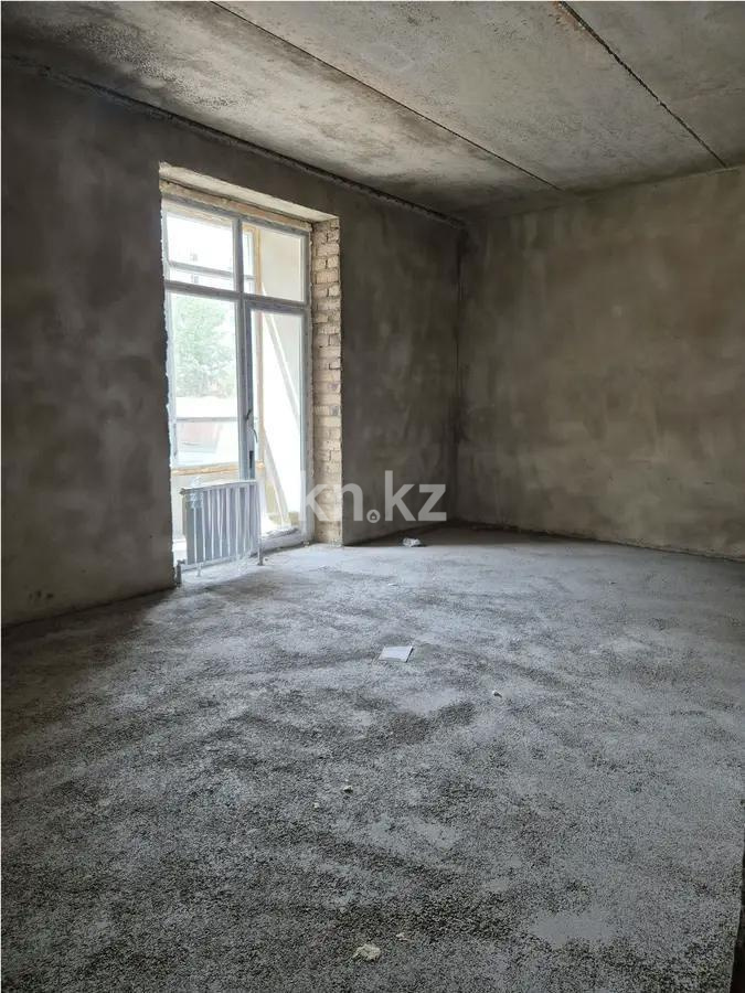 Продажа 3-комнатной квартиры, 83 м² в Караганде