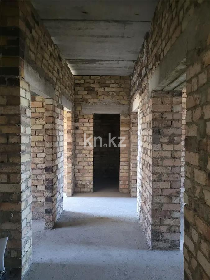 Продажа 3-комнатной квартиры, 89 м², ул. Муканова, дом  51/4 стр в Караганде - фото 4