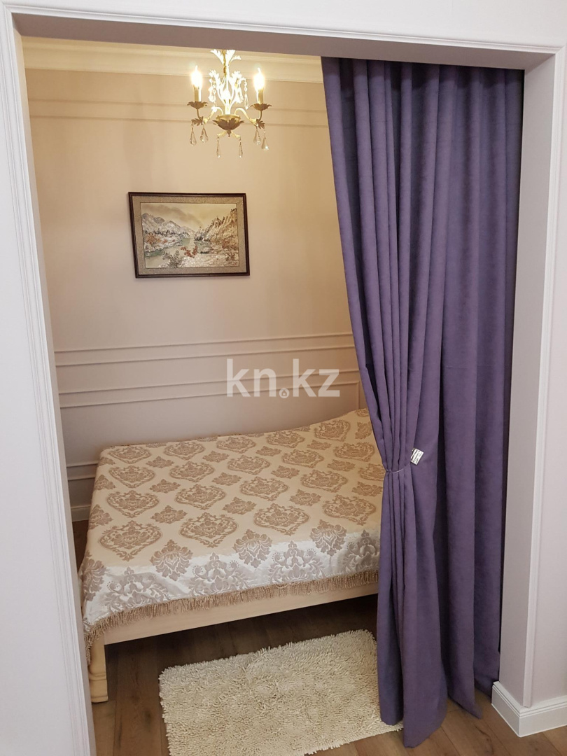 Аренда 1-комнатной квартиры посуточно, 40 м², пр. Шахтеров, дом  52б в Караганде - фото 11