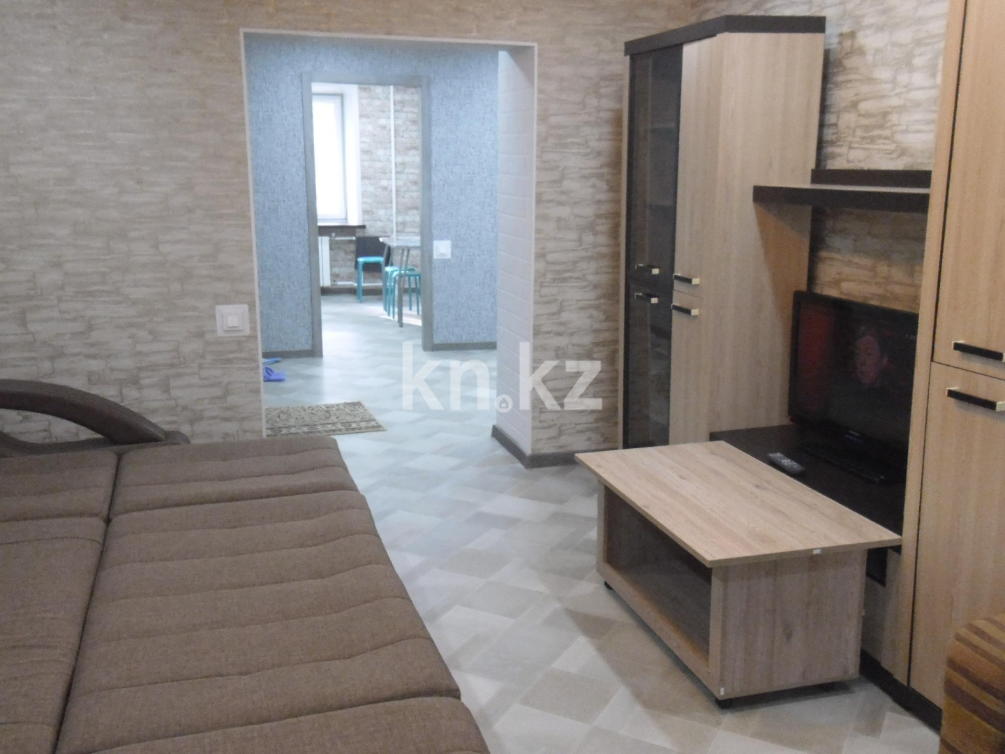 Аренда 1-комнатной квартиры посуточно, 45 м², ул. Набережная Славского, дом  50 в Усть-Каменогорске - фото 21