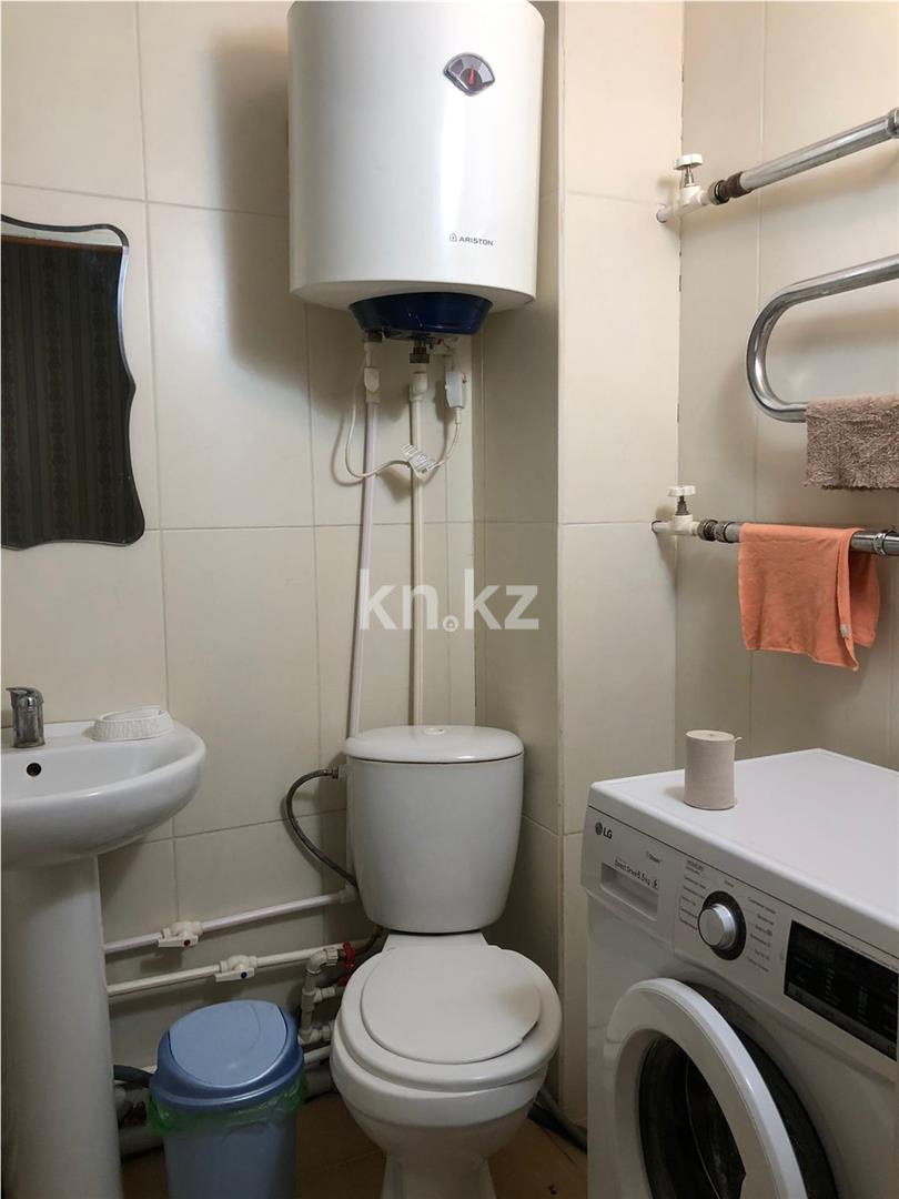 Продажа 2-комнатной квартиры, 44 м², ул. Сатыбалдина, дом  17 в Караганде - фото 11