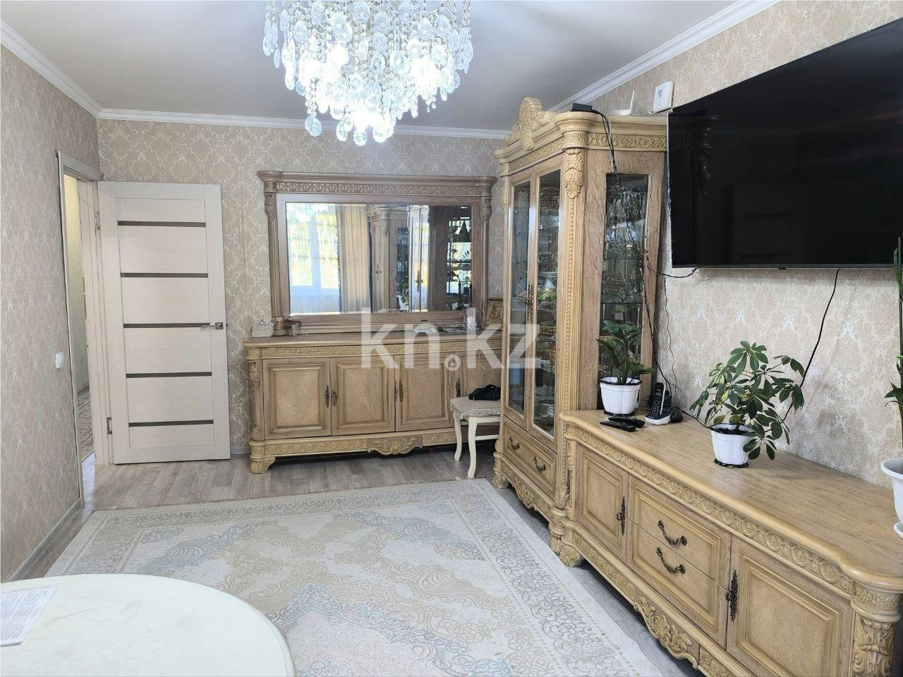 Продажа 3-комнатной квартиры, 62 м², ул. Муканова в Караганде - фото 3