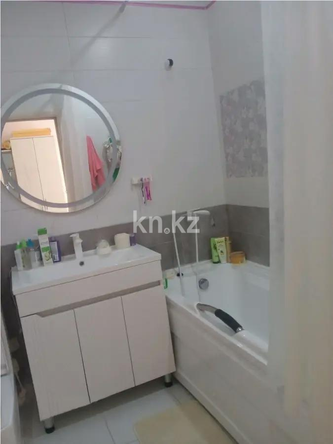 Продажа 2-комнатной квартиры, 52 м², ул. Кенесары хана, дом  54/18 в Алматы - фото 4