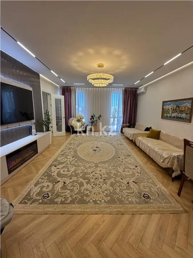Продажа 4-комнатной квартиры, 135 м², ул. Бухар жырау, дом  31 в Астане
