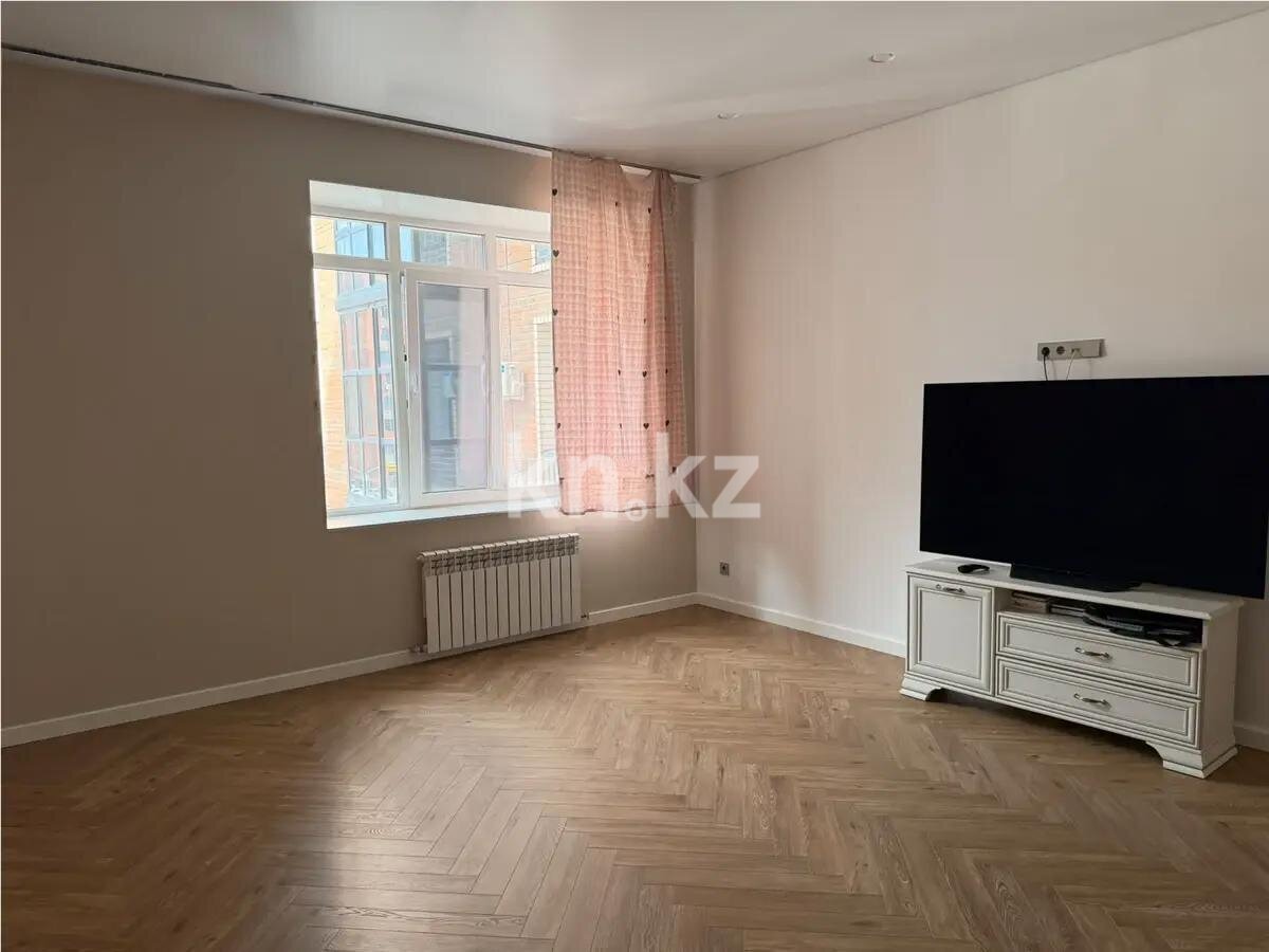 Продажа 3-комнатной квартиры, 100 м² в Караганде