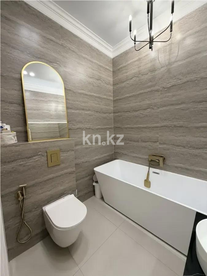 Продажа 3-комнатной квартиры, 80 м², ул. Тыныбаева, дом  12 в Астане - фото 4