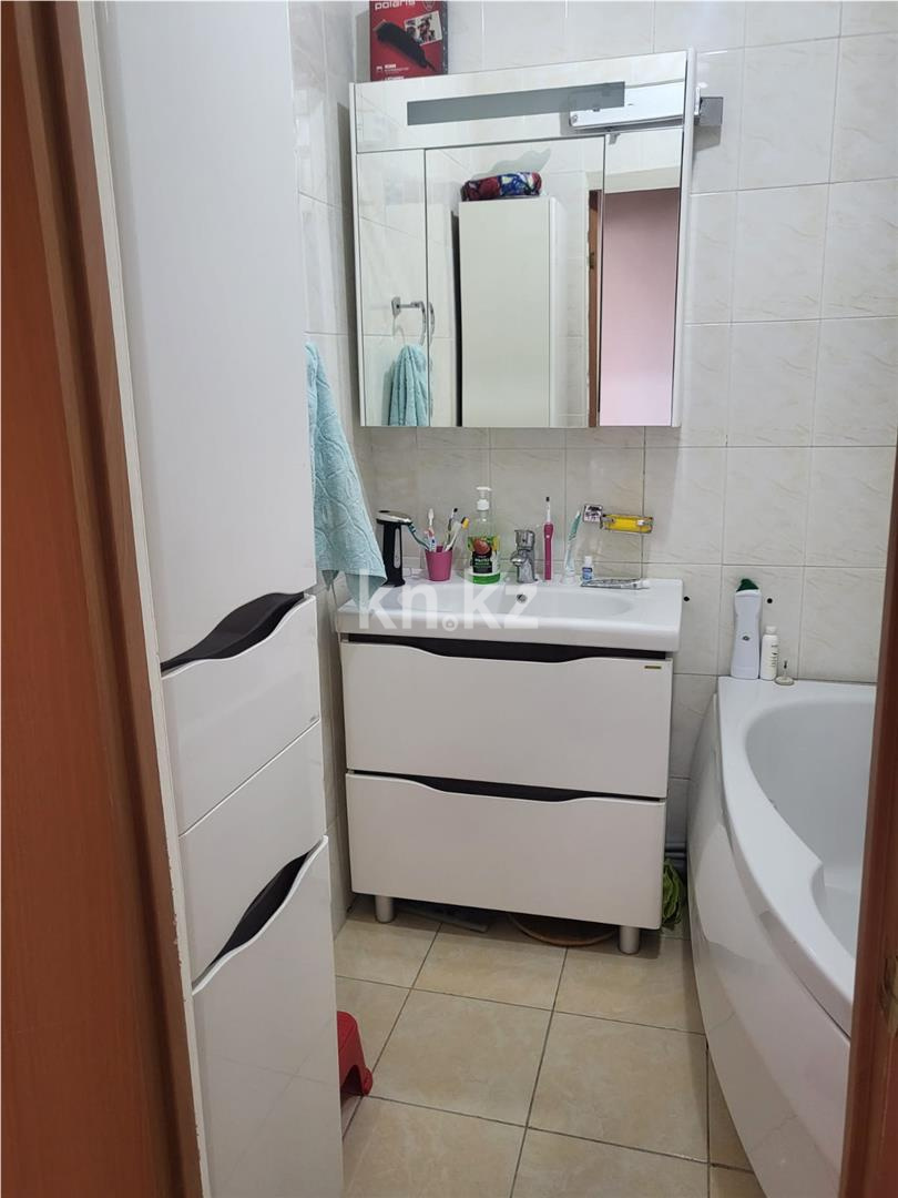 Продажа 3-комнатной квартиры, 78.5 м², ул. Кордай в Астане - фото 6