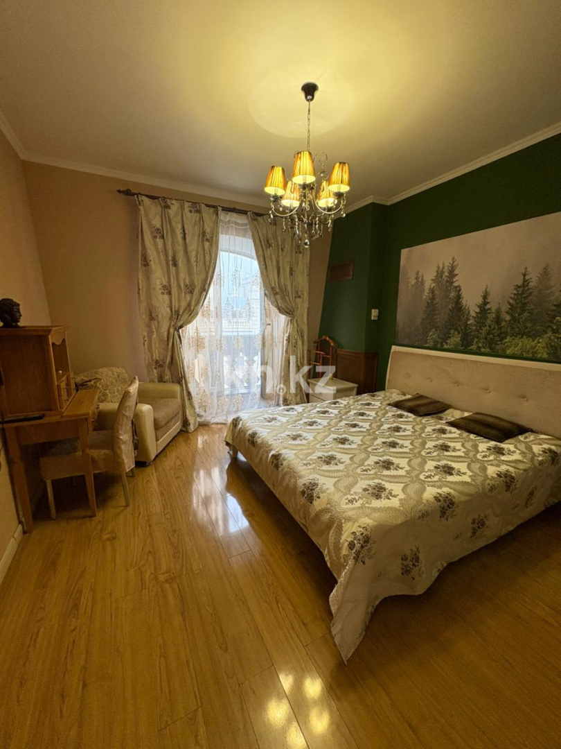 Аренда 2-комнатной квартиры, 85 м², Мирас в Алматы