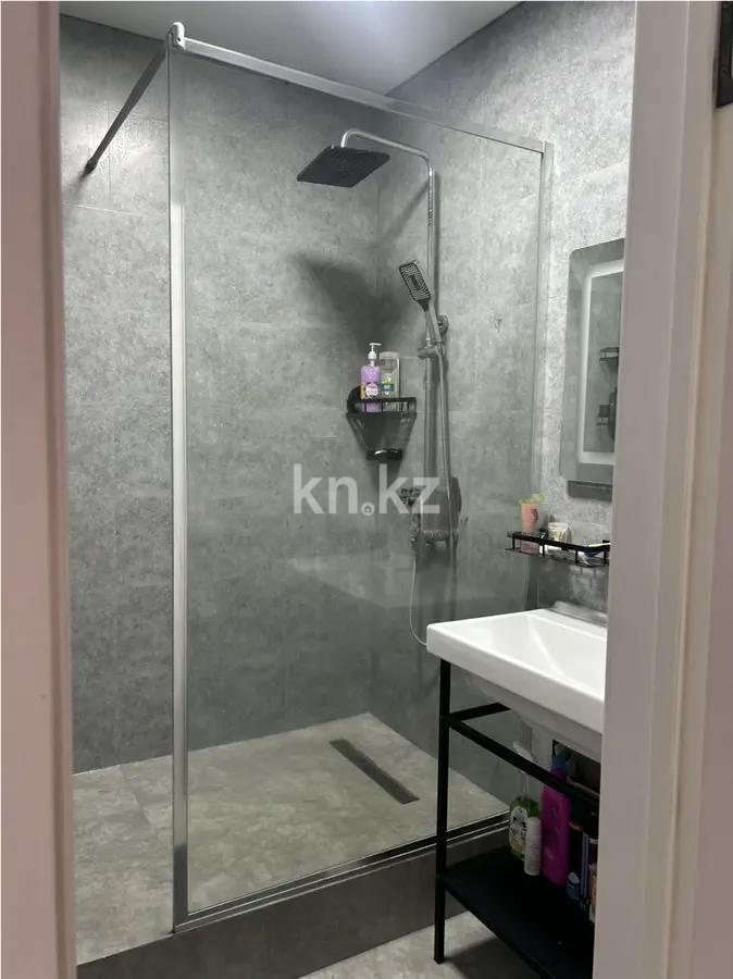 Продажа 2-комнатной квартиры, 70 м² в Алматы - фото 4